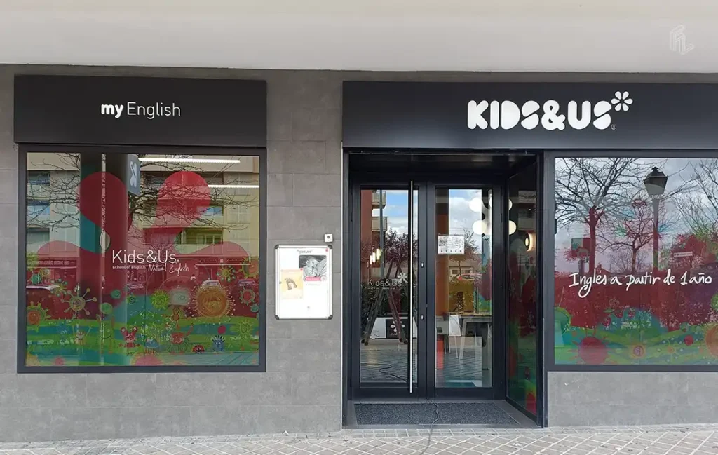 rótulos luminosos en Bandeja calada Madrid