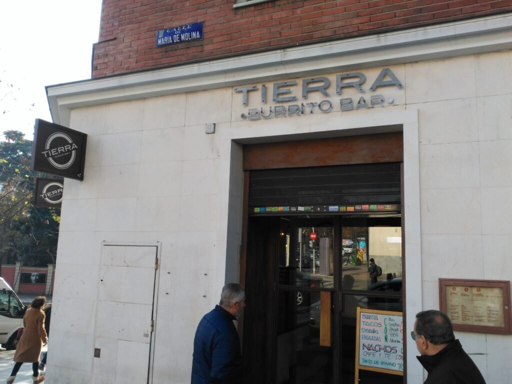 letras en acero corten